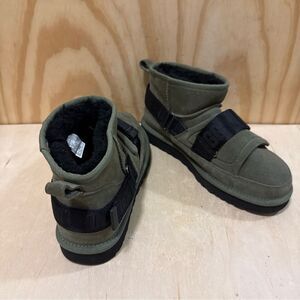 UGG CLASSIC ULTRA MINI HYBRID SUEDE OLIVE ANKLE BOOTS SIZE US 8 WOMEN